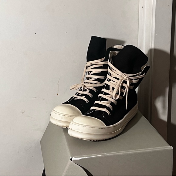 ❕RICK OWENS BLACK MILK HITOP SNEAKERS🔲 💯AUTHENTIC‼️SHIPSSAMEDAYORNEXTMORNING‼️